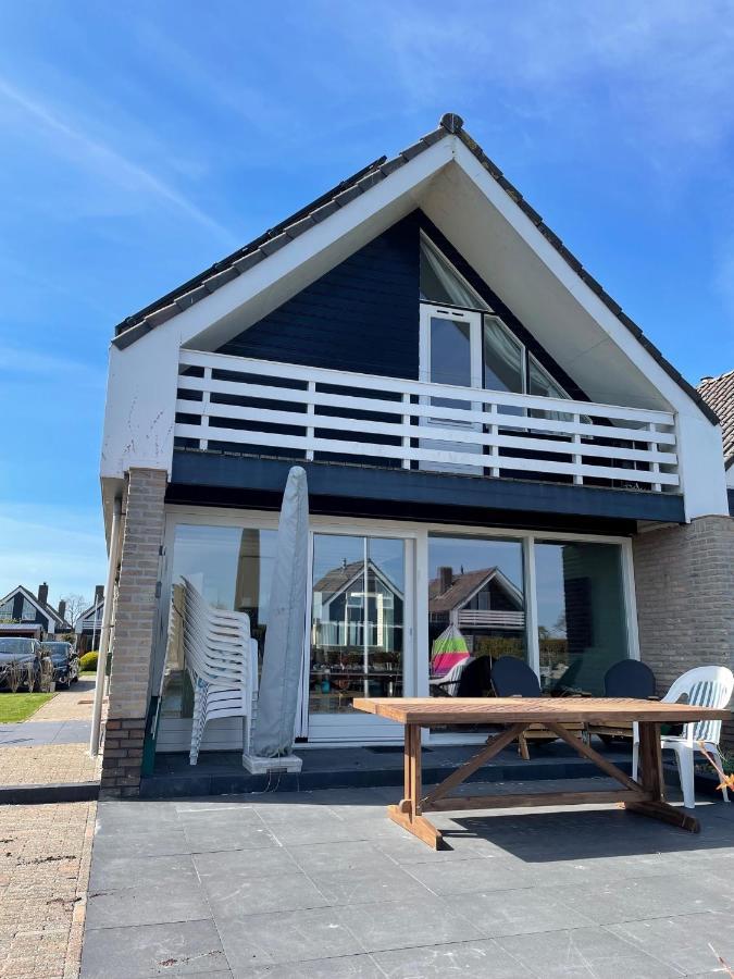 Vakantiehuis Aan Het Water Indijk Bagian luar foto